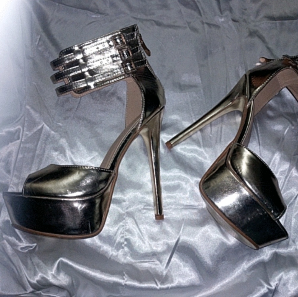 Metallic Gold Platform Stilettos